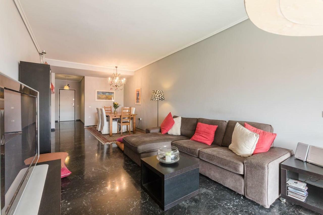 Spacious & Modern Flat In Heart Of Atenas Exterior foto